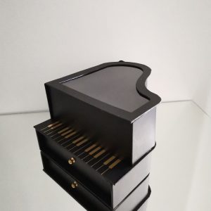 UKRASNA KUTIJA W5012